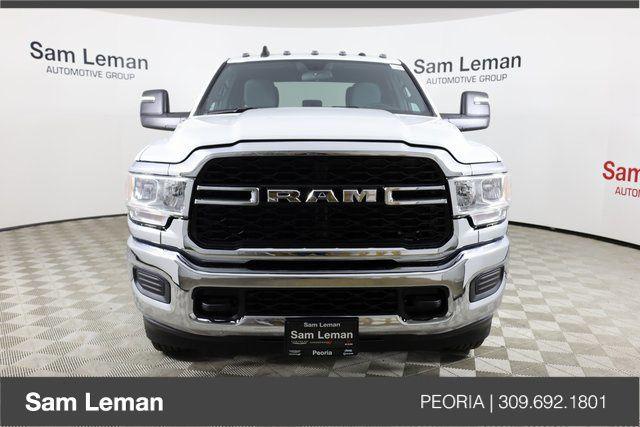 2024 RAM Ram 3500 Chassis Cab RAM 3500 TRADESMAN CREW CAB CHASSIS 4X4 60 CA