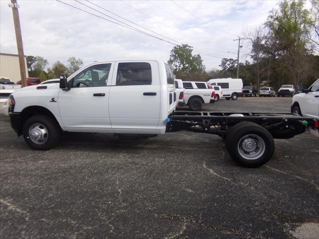 2024 RAM Ram 3500 Chassis Cab RAM 3500 TRADESMAN CREW CAB CHASSIS 4X4 60 CA