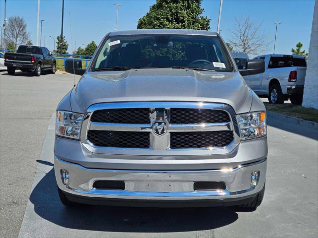 2024 RAM Ram 1500 Classic RAM 1500 CLASSIC TRADESMAN QUAD CAB 4X4 64 BOX