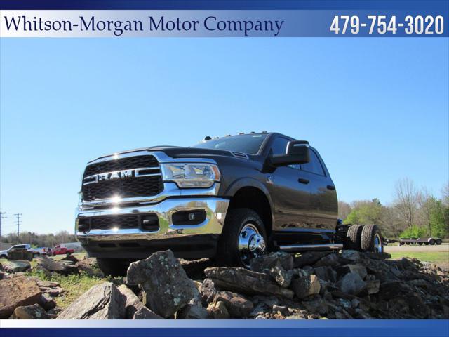 2024 RAM Ram 3500 Chassis Cab RAM 3500 TRADESMAN CREW CAB CHASSIS 4X4 60 CA