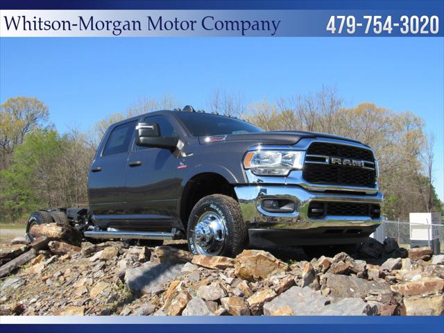 2024 RAM Ram 3500 Chassis Cab RAM 3500 TRADESMAN CREW CAB CHASSIS 4X4 60 CA