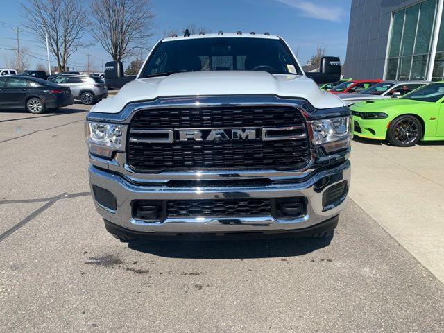 2024 RAM Ram 3500 RAM 3500 TRADESMAN CREW CAB 4X4 8 BOX 2024 RAM Ram 3500 RAM 3500 TRADESMAN CREW CAB 4X4 8 BOX