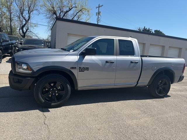 2024 RAM Ram 1500 Classic RAM 1500 CLASSIC WARLOCK QUAD CAB 4X2 64 BOX