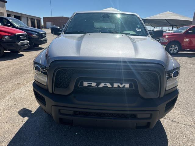 2024 RAM Ram 1500 Classic RAM 1500 CLASSIC WARLOCK CREW CAB 4X2 57 BOX