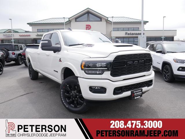 2024 RAM Ram 3500 RAM 3500 LIMITED CREW CAB 4X4 8 BOX