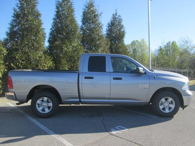 2024 RAM Ram 1500 Classic RAM 1500 CLASSIC TRADESMAN QUAD CAB 4X2 64 BOX