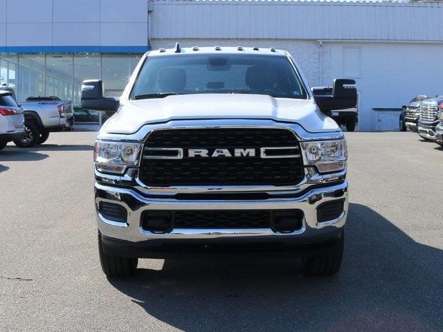 2024 RAM Ram 3500 RAM 3500 TRADESMAN CREW CAB 4X4 8 BOX