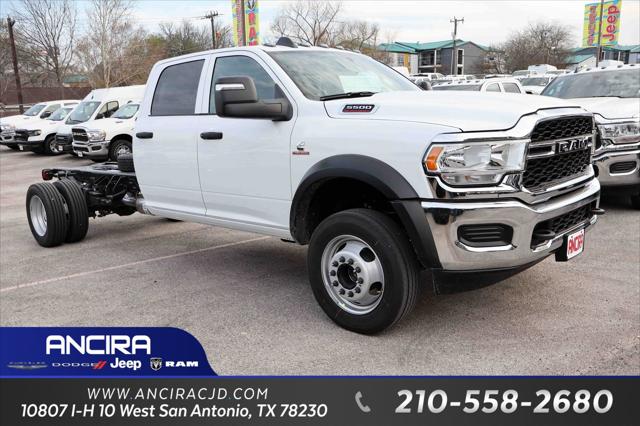 2024 RAM Ram 5500 Chassis Cab RAM 5500 TRADESMAN CHASSIS CREW CAB 4X2 84 CA