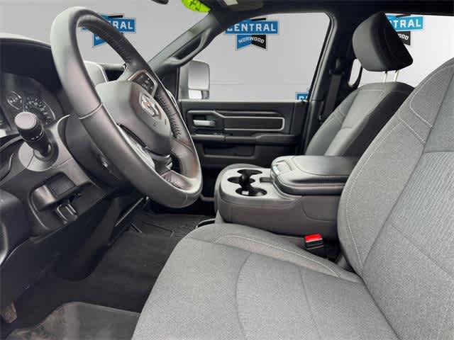 2024 Ram 3500 Big Horn Crew Cab 4x4 8 Box