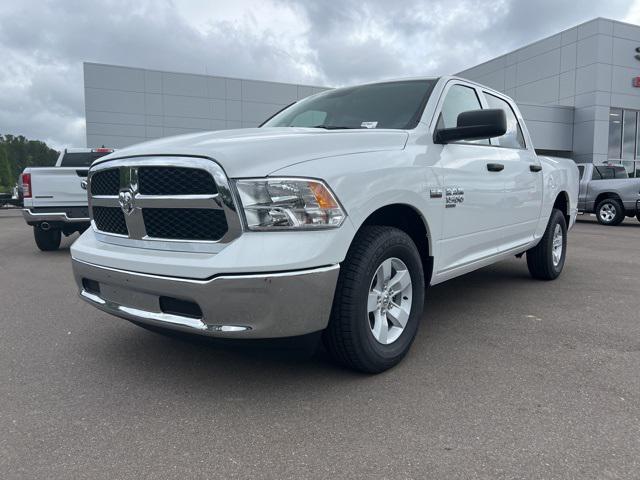 2024 RAM Ram 1500 Classic RAM 1500 CLASSIC TRADESMAN CREW CAB 4X2 57 BOX