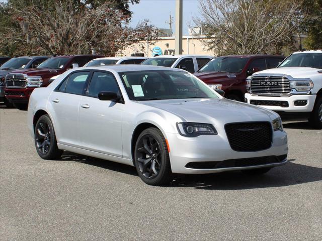 2023 Chrysler Chrysler 300 300 TOURING