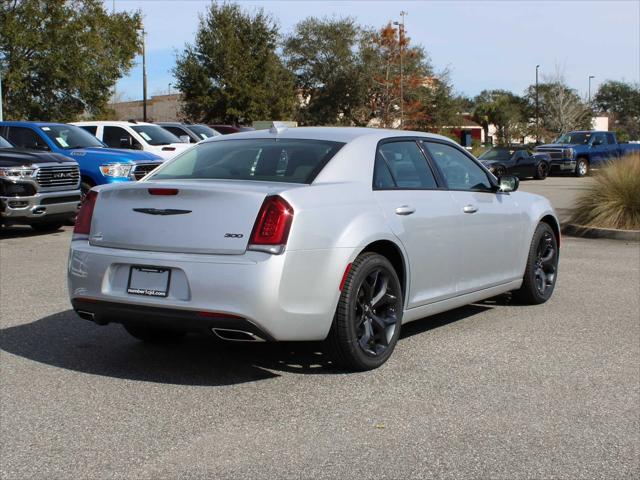 2023 Chrysler Chrysler 300 300 TOURING