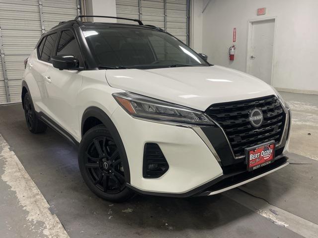 2023 Nissan Kicks SR Xtronic CVT