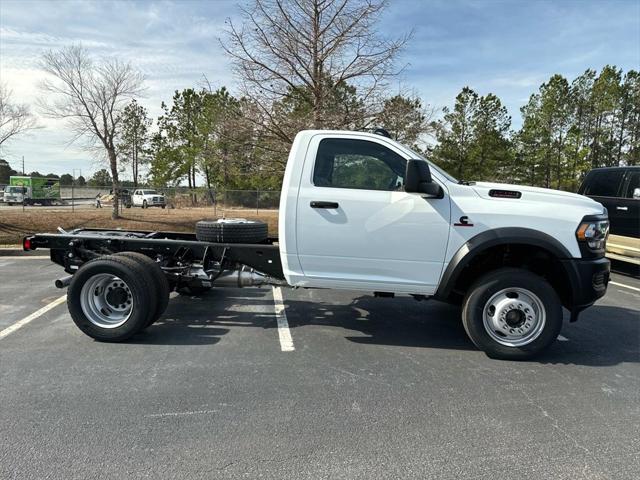 2024 RAM Ram 5500 Chassis Cab RAM 5500 TRADESMAN CHASSIS REGULAR CAB 4X4 60 CA