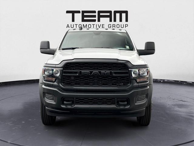 2024 RAM Ram 5500 Chassis Cab RAM 5500 TRADESMAN CHASSIS REGULAR CAB 4X4 60 CA