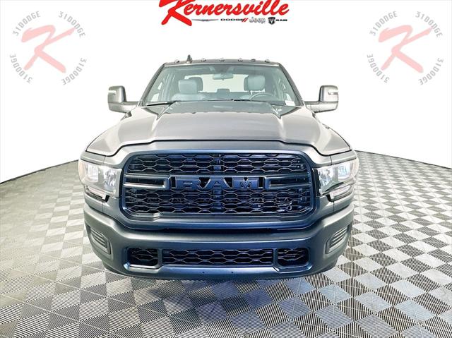 2024 RAM Ram 3500 Chassis Cab RAM 3500 TRADESMAN CREW CAB CHASSIS 4X2 60 CA