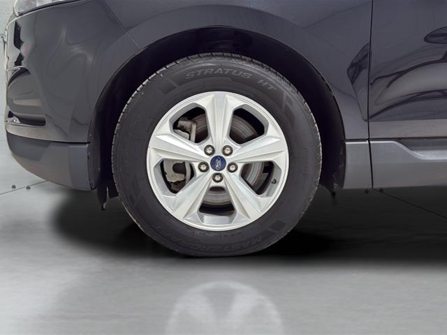 2021 Ford Edge SE