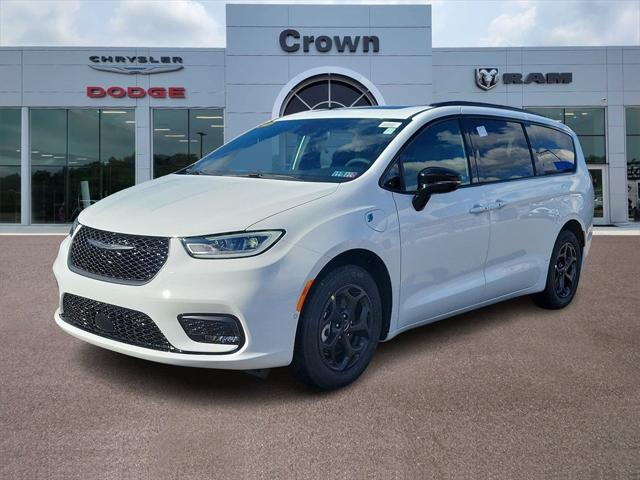 2024 Chrysler Pacifica Hybrid PACIFICA PLUG-IN HYBRID PREMIUM S APPEARANCE