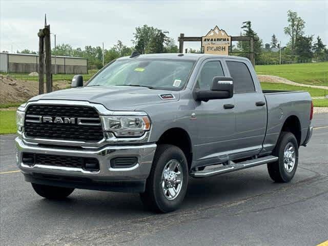 2024 RAM Ram 2500 RAM 2500 TRADESMAN CREW CAB 4X4 64 BOX 2024 RAM Ram 2500 RAM 2500 TRADESMAN CREW CAB 4X4 64 BOX