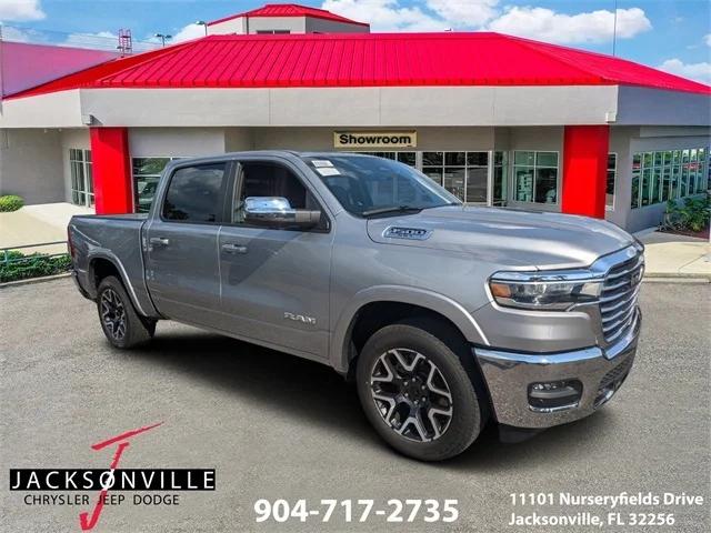 2025 RAM Ram 1500 RAM 1500 LARAMIE CREW CAB 4X4 57 BOX