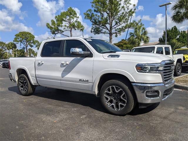 2025 RAM Ram 1500 RAM 1500 LARAMIE CREW CAB 4X4 57 BOX