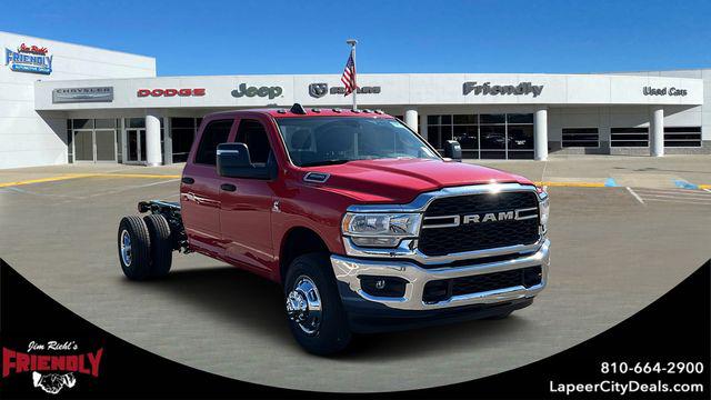 2024 RAM Ram 3500 Chassis Cab RAM 3500 TRADESMAN CREW CAB CHASSIS 4X4 60 CA