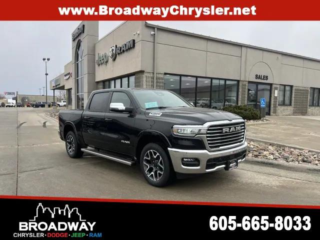 2025 RAM Ram 1500 RAM 1500 LARAMIE CREW CAB 4X4 57 BOX