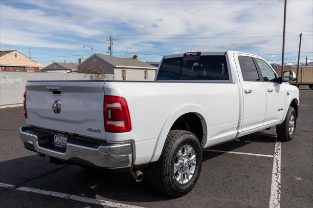 2020 RAM 3500 Laramie Crew Cab 4x4 8 Box