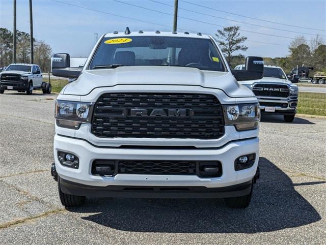 2024 RAM Ram 3500 RAM 3500 BIG HORN CREW CAB 4X4 8 BOX