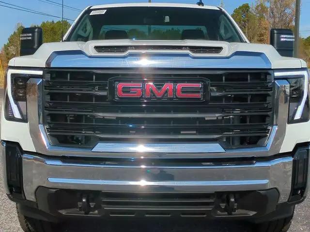 2024 GMC Sierra 2500HD Pro