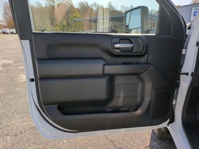 2024 GMC Sierra 2500HD Pro