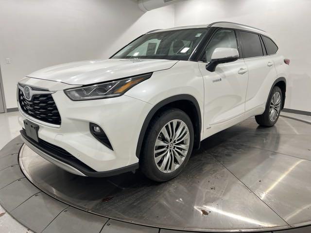 Used 2020 Toyota Highlander Hybrid Platinum for sale in Hagerstown, MD ...