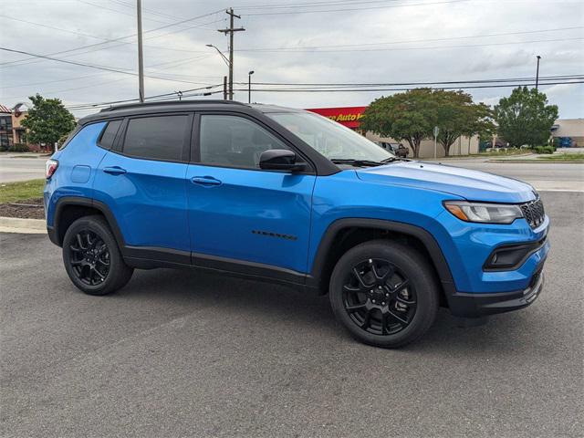 2024 Jeep Compass COMPASS LATITUDE 4X4