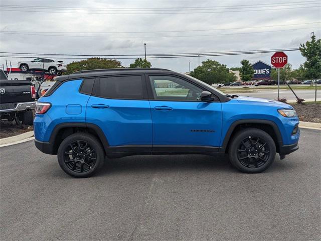 2024 Jeep Compass COMPASS LATITUDE 4X4