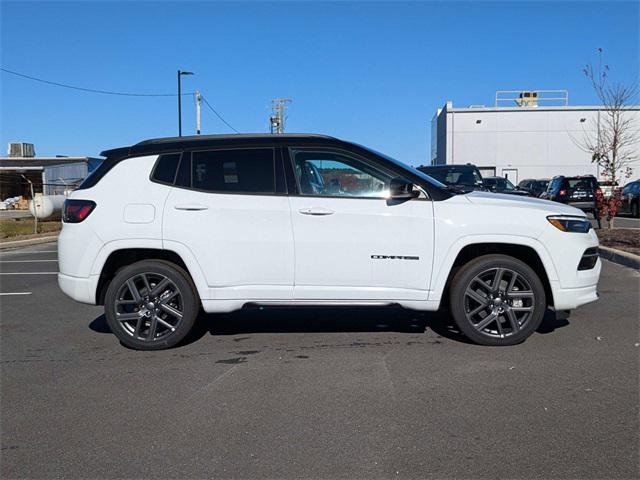 2024 Jeep Compass COMPASS LIMITED 4X4