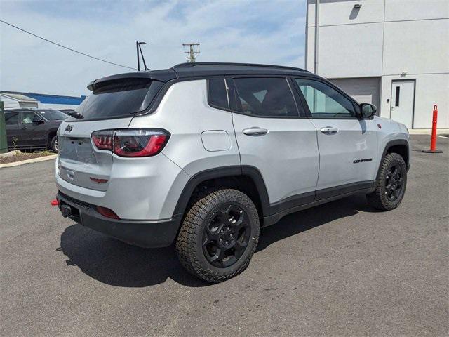 2024 Jeep Compass COMPASS TRAILHAWK 4X4