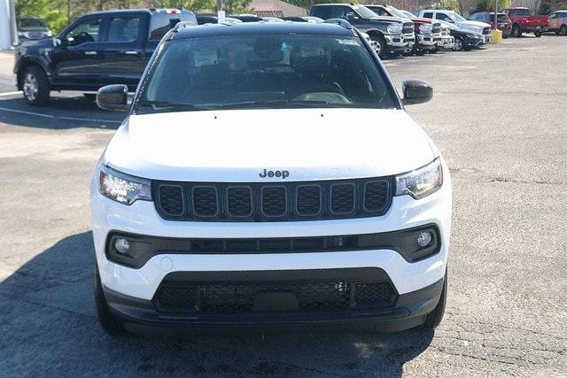 2024 Jeep Compass COMPASS LATITUDE 4X4