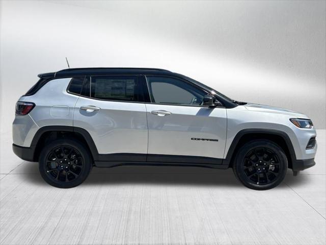 2024 Jeep Compass COMPASS LATITUDE 4X4