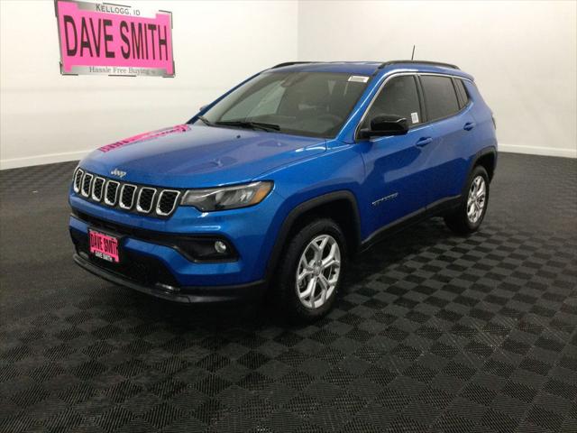 2024 Jeep Compass COMPASS LATITUDE 4X4