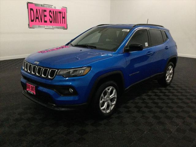 2024 Jeep Compass COMPASS LATITUDE 4X4