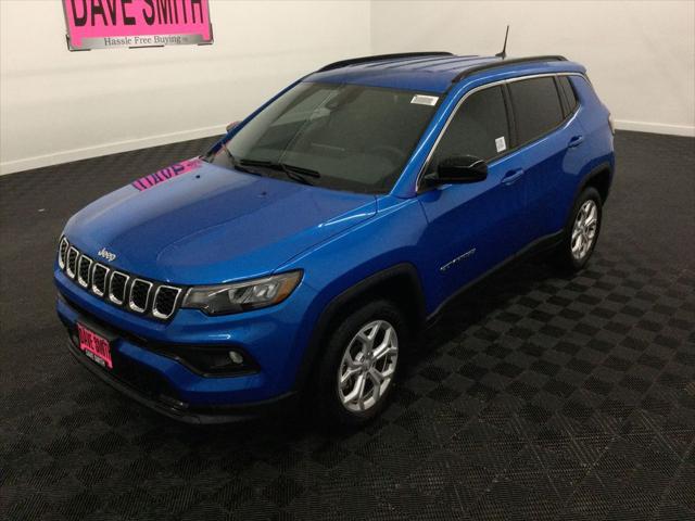 2024 Jeep Compass COMPASS LATITUDE 4X4