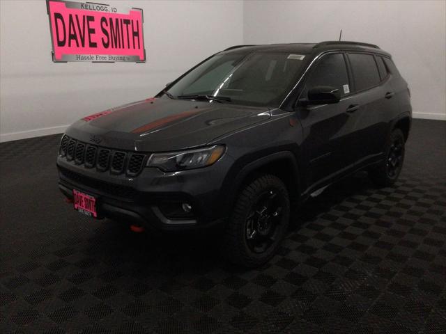 2024 Jeep Compass COMPASS TRAILHAWK 4X4