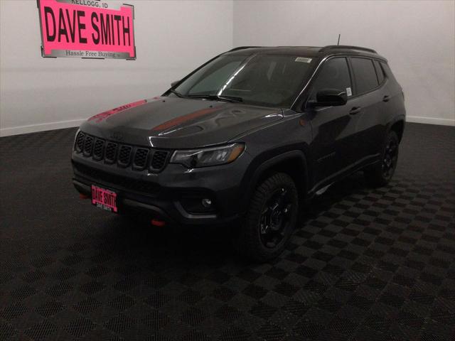 2024 Jeep Compass COMPASS TRAILHAWK 4X4