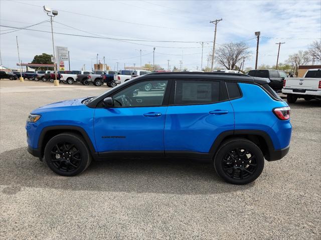 2024 Jeep Compass COMPASS LATITUDE 4X4