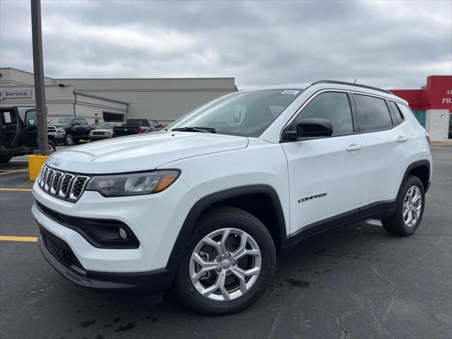 2024 Jeep Compass COMPASS LATITUDE 4X4