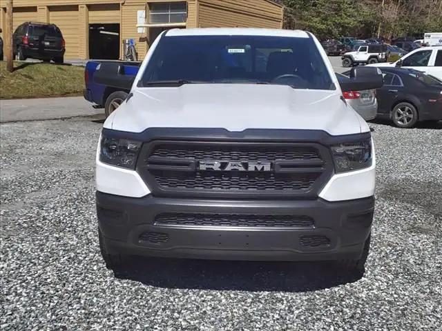 2024 RAM Ram 1500 RAM 1500 TRADESMAN CREW CAB 4X4 57 BOX