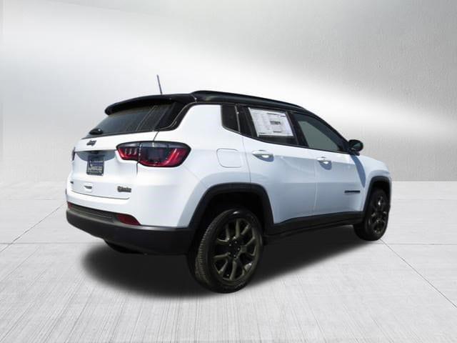 2024 Jeep Compass COMPASS LATITUDE 4X4