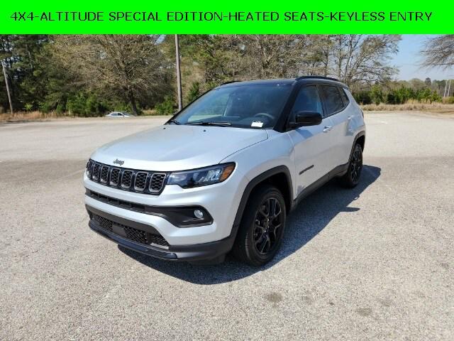 2024 Jeep Compass COMPASS LATITUDE 4X4