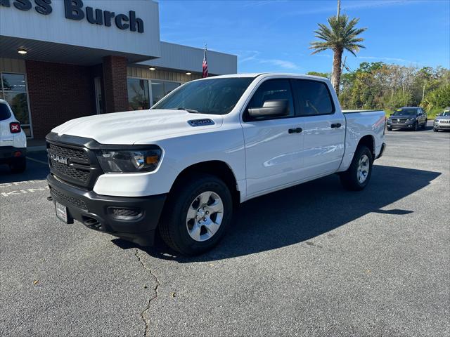 2024 RAM Ram 1500 RAM 1500 TRADESMAN CREW CAB 4X4 57 BOX