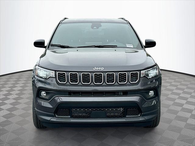 2024 Jeep Compass COMPASS LATITUDE 4X4